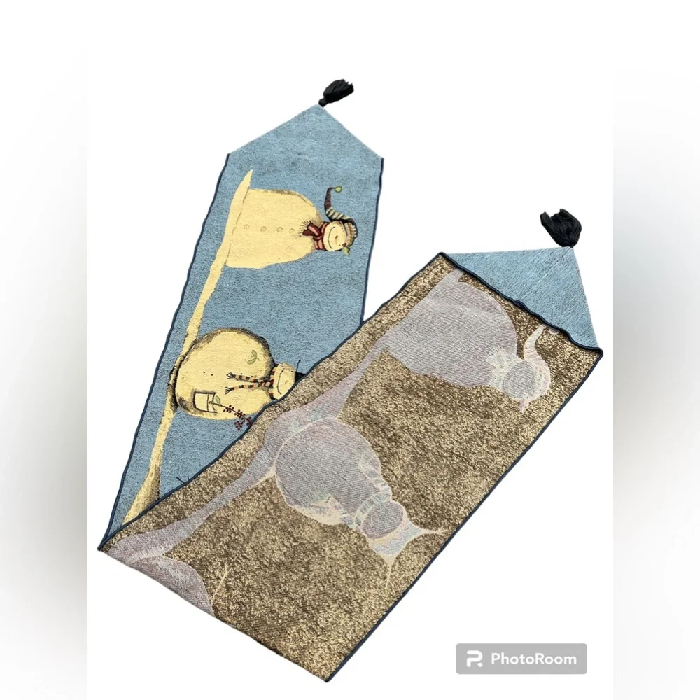 Winter‎ Snowman Table Runner